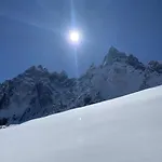 Chamonix, Charming & Balcony Apartament