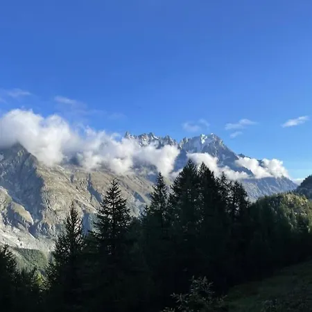 公寓 Chamonix, Charming & Balcony