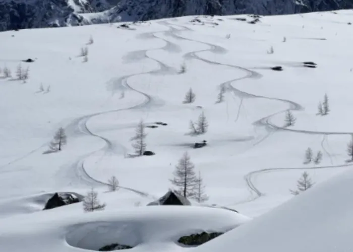 Chamonix, Charming & Balcony Apartament